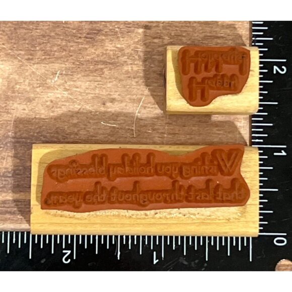2003 PEDDLERS PACK WOOD RUBBER STAMP SET OF 2 HAPPY HOLIDAY HOLIDAY BLESSINGS - Picture 4 of 4